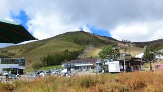 広い高原と展望がいいです。