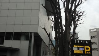 入場無料の展示コーナーがあります