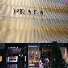 ゴールドの外観