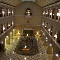 素敵な吹き抜けのホール