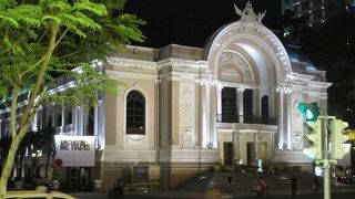 夜もきれいです