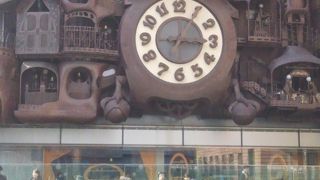 大きなからくり時計