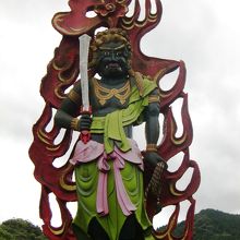 滝の不動明王尊