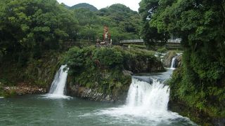 渓流のような、轟の滝