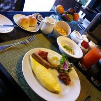 朝食(洋食、生パパイヤジュースをチョイス)細かくリクエスト可