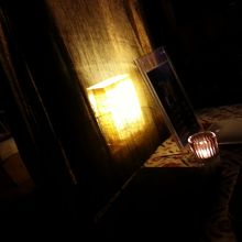 グループにも　それなりに空間を提供２０名でパンクする規模の店