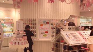 店内とってもかわいいし、楽しめます。