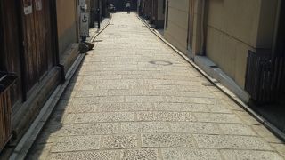 京都らしさを感じられる小路!!
