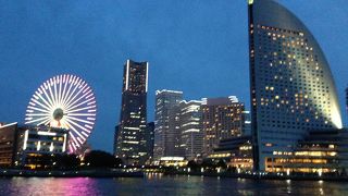 関東一の高さの巨大ビル