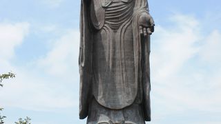 牛久大仏　世界最大120m
