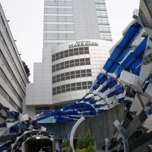 レストラン街はいつも混雑