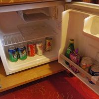 これらミニバーの中身は全て無料