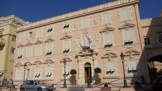 意外と小さい‥