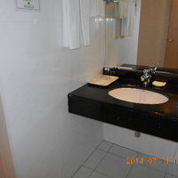 アメニティーは歯ブラシ、シャワーキャップ、くし、ひげそり