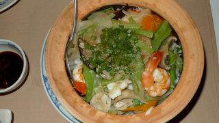 安くて美味しくてサービスがいい。だから、繁盛しているってことだろう。