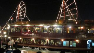 ビルのネオンがきれいでした