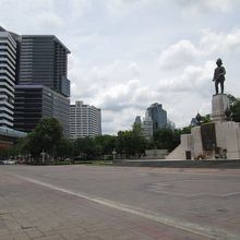 ルンピニ公園
