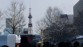 大通公園にあります！