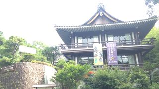 近くには坂本龍馬の墓もあります!!