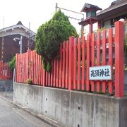 小さな神社