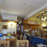 ホテルのダイニングルーム。