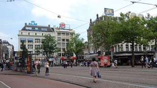 それほど広くない広場