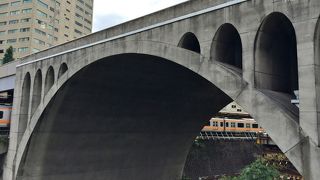 しみじみと美しい橋です