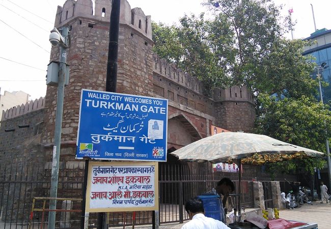 ムガル帝国時代の城門