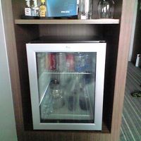 冷蔵庫。1004号室だったかな。もう直っていると思いますが。