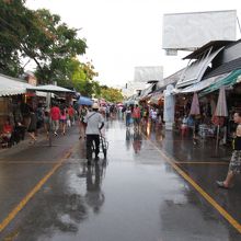 チャトゥチャック・ウィークエンド・マーケット