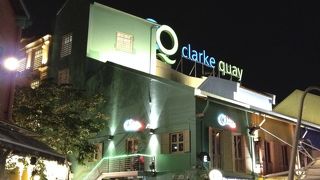 夜ぶらぶら歩くのにいいです