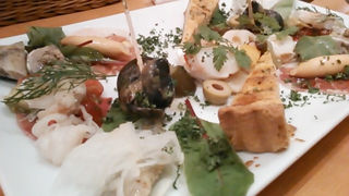 こじんまりのビストロ