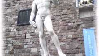 ダヴィデ像のコピーがあります