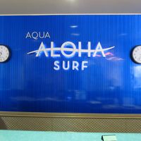 フロントはサーフィンをイメージ