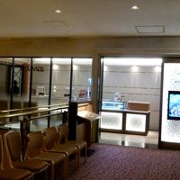 レストランの入り口