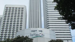 地下のレストラン街は充実