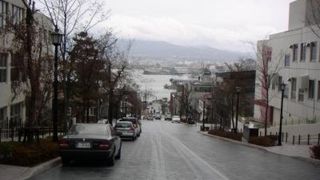 歩きやすい靴で！