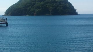 天気がよい日は湯の島が綺麗です