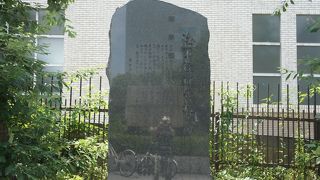 勝鬨橋のたもと