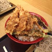 安心価格で天丼とお蕎麦