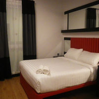 一応窓は有りましたが、外は廊下みたいでした。