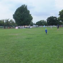 大師公園芝生広場