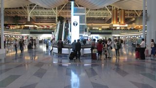 ターミナル内を結構歩くようになった