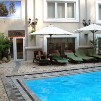 中庭の小さなプール