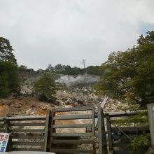 奥塩原温泉、新湯爆裂噴火口跡です。