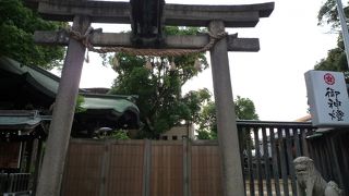 歴史の証人となる親柱