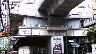 有名なナナプラザの最寄り駅