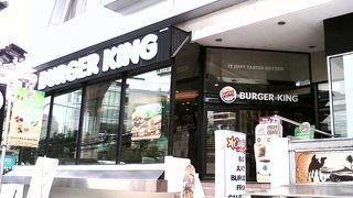 日本でも復活したハンバーガー店