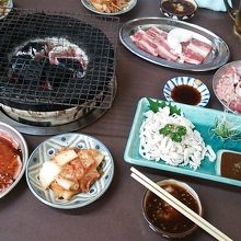 七輪炭焼きです。