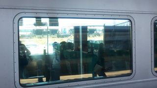 ３連休最終日の為、指定席は満席傾向